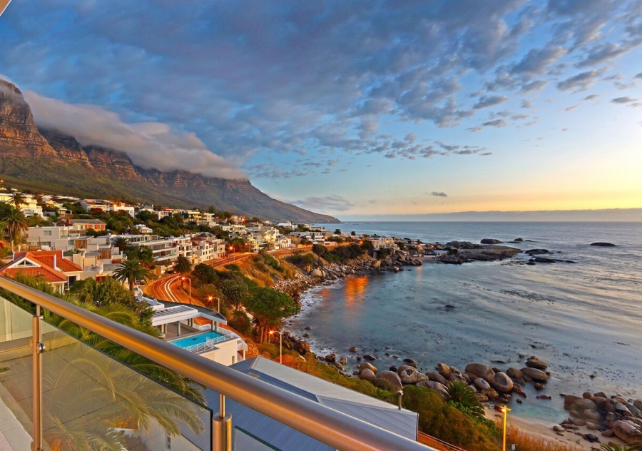 To Let 5 Bedroom Property for Rent in Camps Bay Western Cape